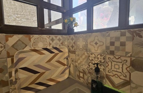 Attiki Apartment | Central Athens Home by Rod, 2BR for 5, Near 2 Metro Stations