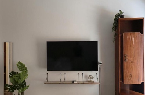 Attiki Apartment | Central Athens Home by Rod, 2BR for 5, Near 2 Metro Stations