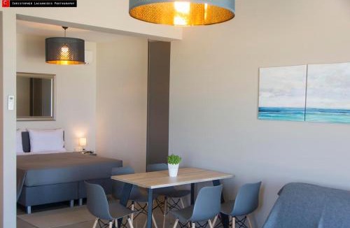 Karavostasi Hotel | Charisma Luxury Suite & Rooms