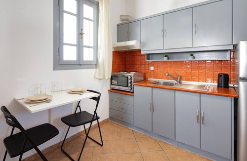 Ornos Apartment | Charming 1-bedroom apartment 150m from beach in Ornos Mykonos with AC, WiFi