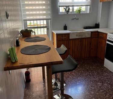 Aigaleo Apartment | Charming Apartment, Walk to Metro & Markets