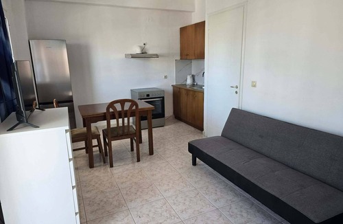 Messini Apartment | Charming Apartment with Ocean and Garden Views, 1km from the beach in Greece