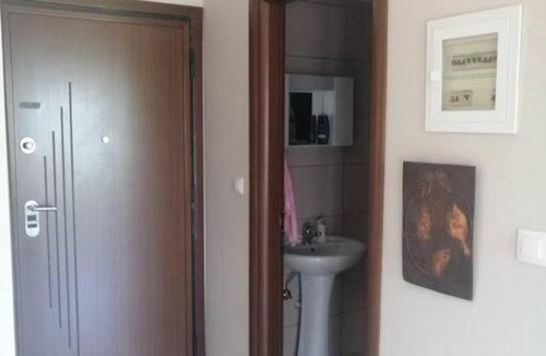 Flogita Apartment | Charming New Apartment with Stunning Sea View