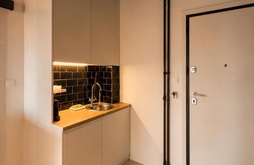 Agios Panteleimonas Apartment | Chic Athens Suite Modern & Central