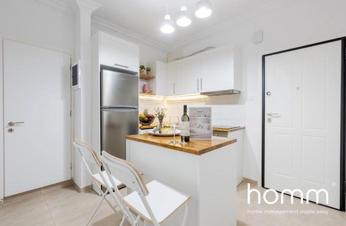 Neapoli Apartment | Chic & Tasteful homm Flat in Kolonaki