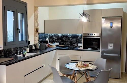 Molaoi Apartment | Ckamares