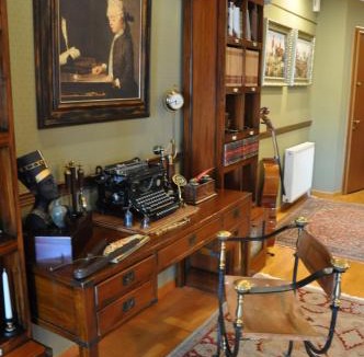 Kastoria Apartment | Classic Apartment With Beautiful View