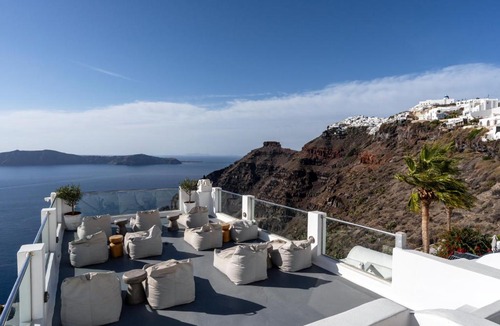 Firostefani Hotel | Cliff Side Suites