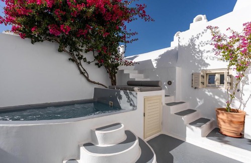 Firostefani Hotel | Cliff Side Suites