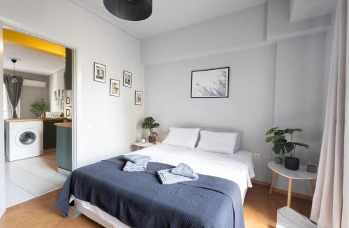 Khalkis Apartment | Comfy Stay at Georges BnB in Chalkida Center