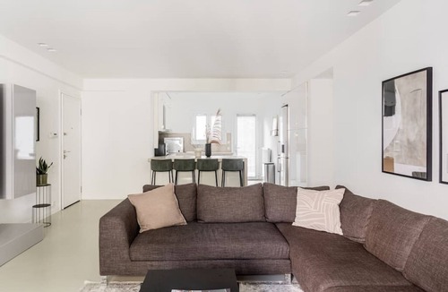 Ampelokipoi Apartment | Contemporary Bliss 2BR Apartment in Athens