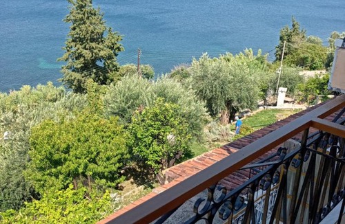 Benitses Apartment | Corfu sunrise sea view apartments 100m from the beach