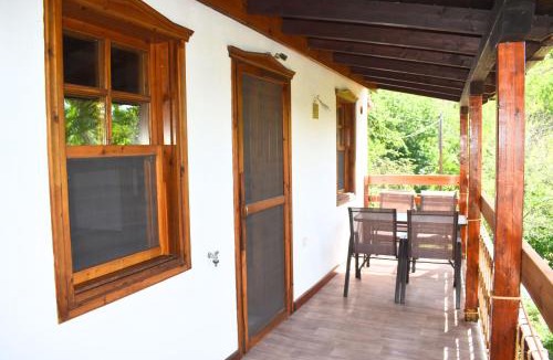 Megalos Prinos House | Cottage House