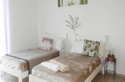 Kirianna House | Cottage, Kyrianna
