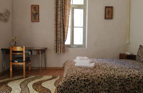 Attiki House | Courtyard Cottage