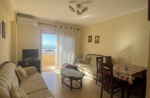 Durres Apartment | Cozy 1-bedroom apartment in marvelous Durrës with AC and gym access