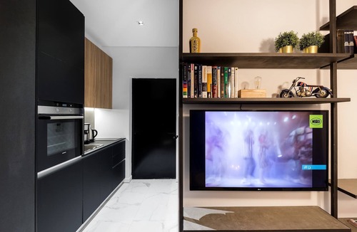 Athens City Centre Apartment | Cozy 2BR Apartment Near Syntagma Square