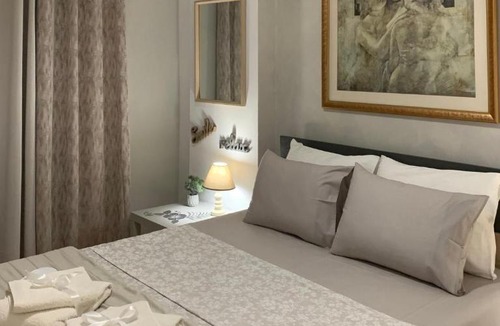 Kinosargous Apartment | Cozy and Chic apartment in the Center, 5 min Subway