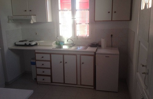 Agios Ioannis Apartment | Cozy apartment for 2 near Ornos with sea and sunset view