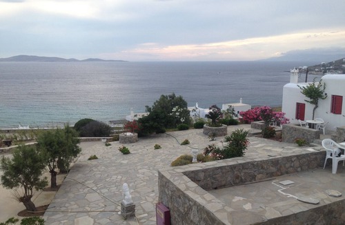 Agios Ioannis Apartment | Cozy apartment for 2 near Ornos with sea and sunset view