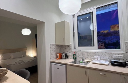 Monastiraki Apartment | Cozy appartment in Athens Historical center - Athinais Central Suite