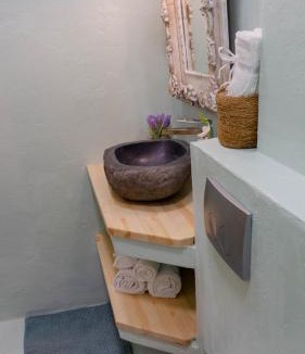 Kerameikos Apartment | Cozy Roots