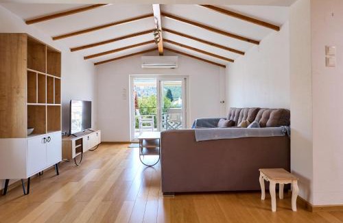 Chios Town Apartment | Cozy Sofita In Chios Island