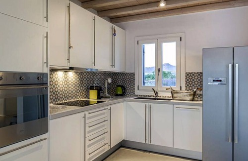 Kalafatis Villa | Cozy Spacious For Families Dryer Private Pool