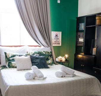 Kozani Apartment | Cozy studio Anastasia-spotless-quiet-Free private garage