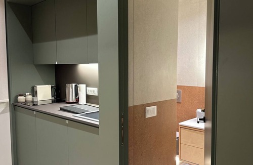 Piraeus Apartment | Cozy studio by MelAngelo A - Walk to Piraeus Port