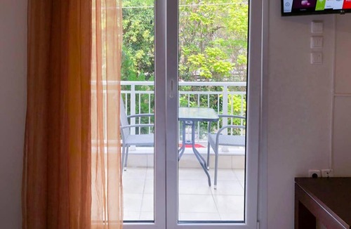 Nea Iraklitsa Apartment | COZY STUDIO NEAR THE BEACH 1STFLOOR