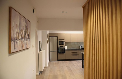 Mytilene Apartment | CozyFlat 88m2 very spacious for long stays, fully equipped, with private parking
