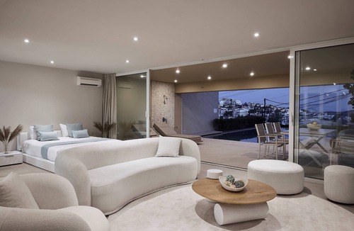 Voula Apartment | Crystal Green Residences Voula