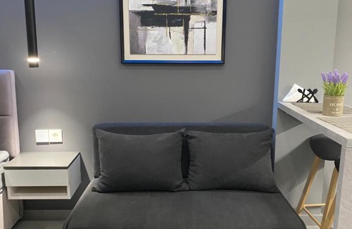 Serres Apartment | Crystal Grey Elite Apartment 3