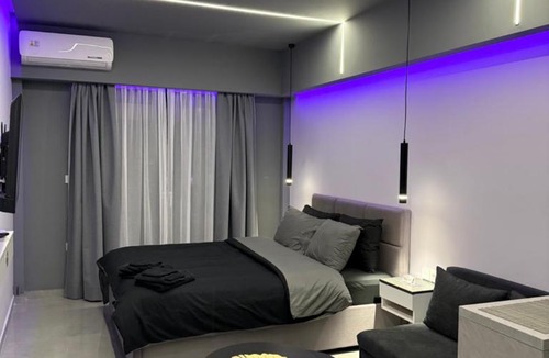 Serres Apartment | Crystal Grey Elite Apartment 3