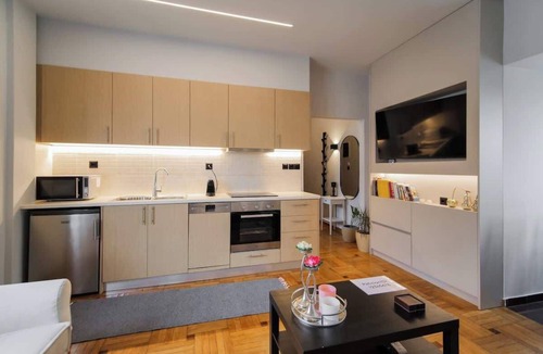 Kypseli Apartment | Danae's newly renovated entire cozy apartment