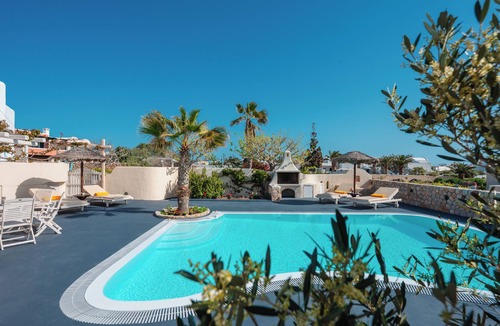 Agia Paraskevi Villa | Daphne | Cycladic Three-Bedroom Villa with Private Pool and Sea View