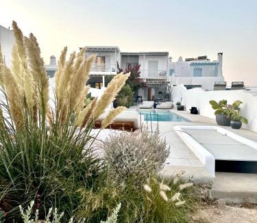 Xilokeratidi House | Dear John Mykonos
