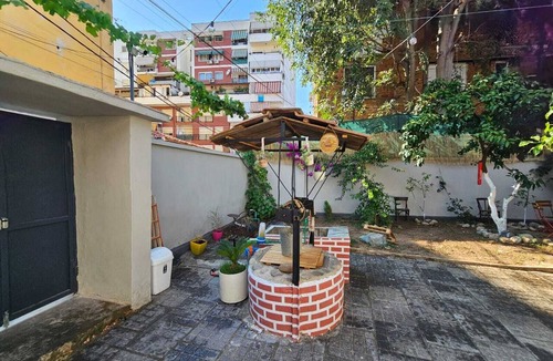 Tirana House | Delightful 4-bedroom house with AC in vibrant Tiranë