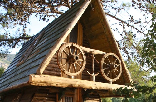 Agios Kirykos House | Deluxe Bungalow with Sew View Tree House by Captain Ikaros