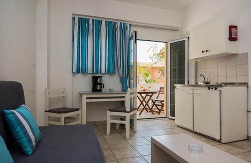 Hersonissos Centre House | Diamond Apts and Suites