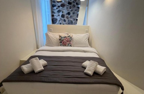 Fira House | Dimael Mansion