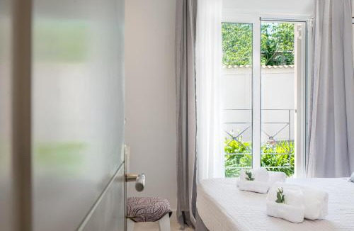 Gouvia Apartment | Dimi Brou's Apartment 1 by CorfuEscapes