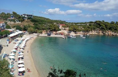 Patitiri Apartment | Dinas Apartment Alonissos - Nefeli Summer Haven