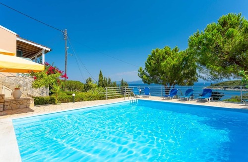 Katsimatika Villa | Dolphin Villa 3 - Two Bedroom Villa, Sleeps 5