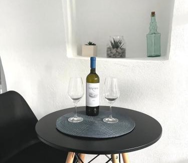 Finikia House | DOMEstic Cave House in Finikia Oia Santorini