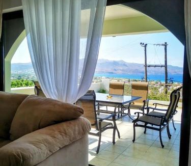 Dempla Apartment | Douranakis house Seaview Apartment