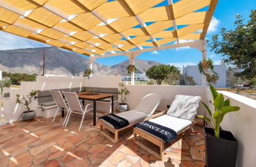 Perissa House | DP Homes Beachside in Santorini