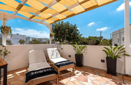 Perissa House | DP Homes Beachside in Santorini