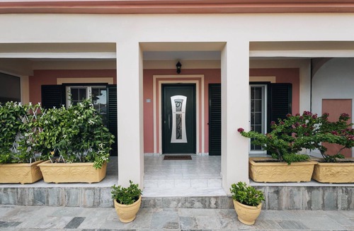 Neromilos House | Dream House in Tragaki